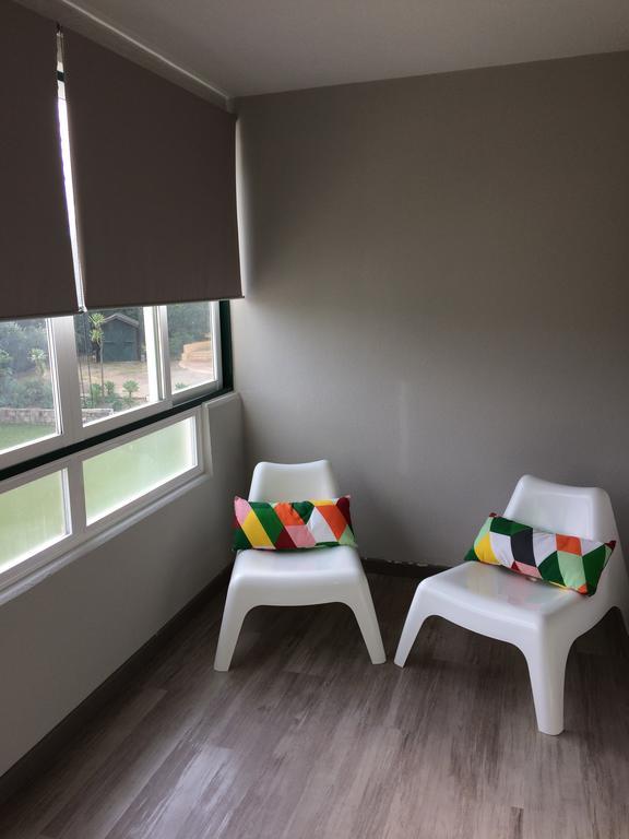 אלבופיירה Indigo Suite Apartments מראה חיצוני תמונה