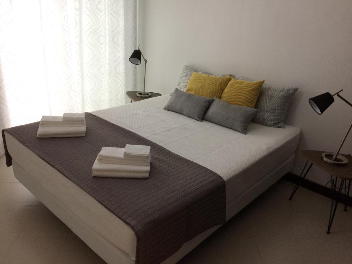 אלבופיירה Indigo Suite Apartments מראה חיצוני תמונה